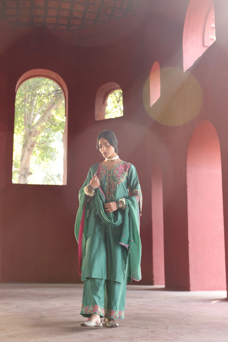 Floral Embroidered Suit Set Green