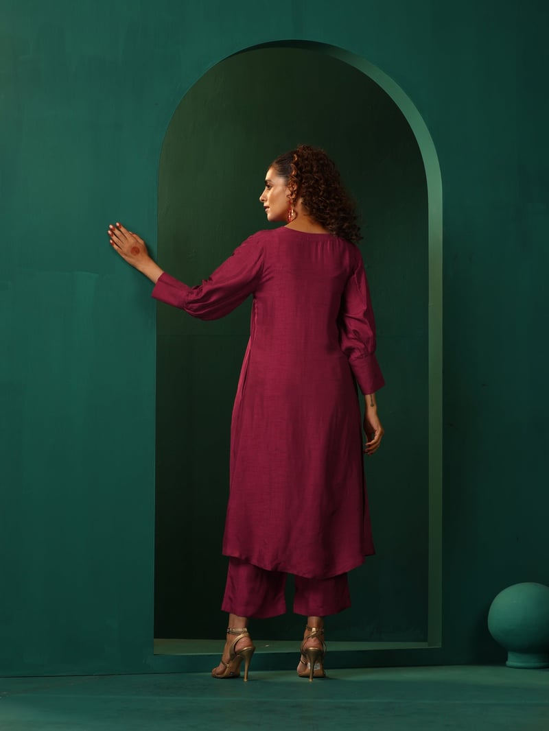 Maroon Silk Blend V-Neck Puff Sleeve Kurta Pant Set