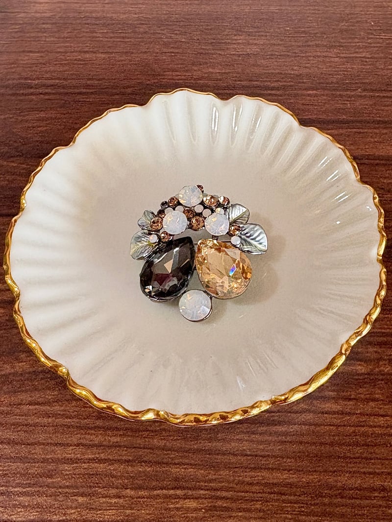 Muted Floral Brooch — Amossh