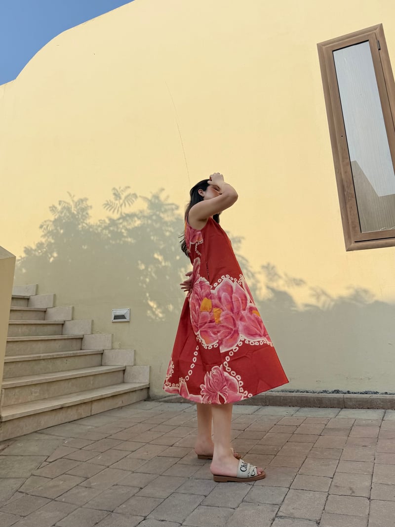 Red/Pink Floral Printed Sleeveless Midi Dress