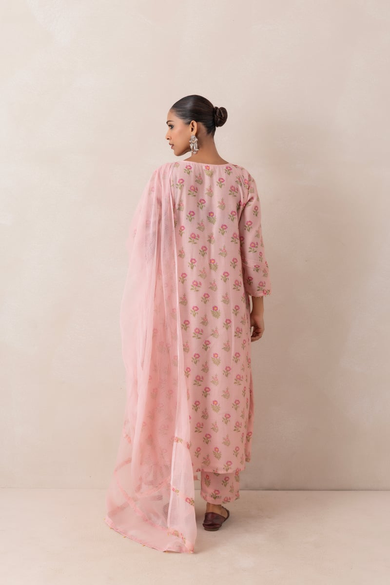 Powder Pink Floral Printed Kurta Set with Dupatta