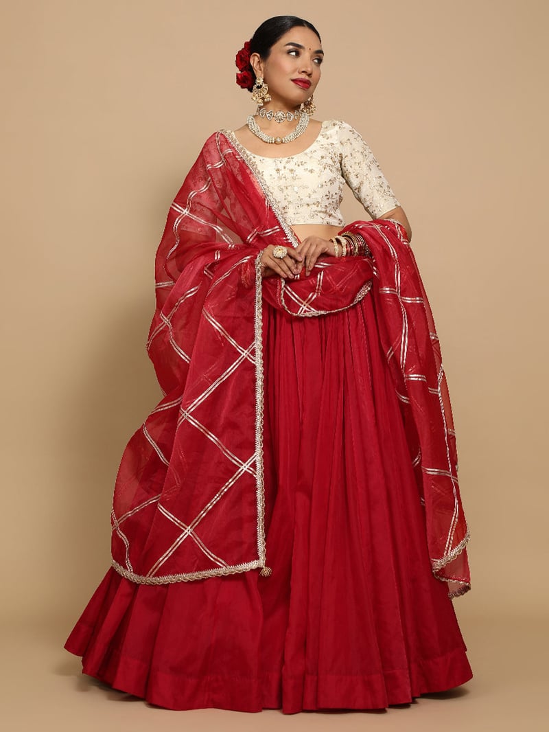 Cream and Gold Embroidered Round Neck Saree Blouse