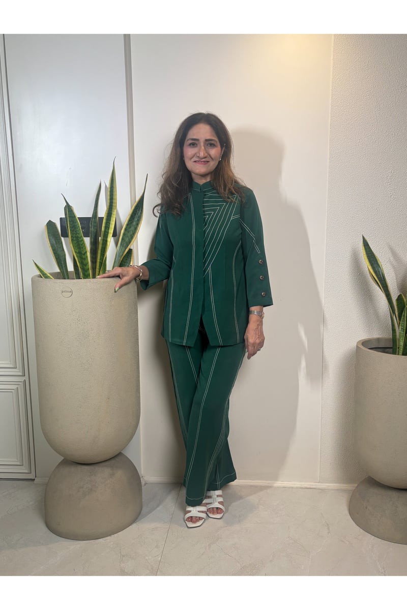 Bottle Green Geometric Linework Mandarin Collar Shirt