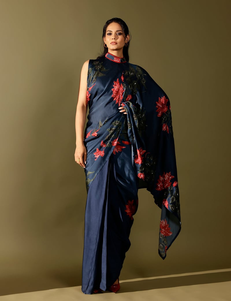 Peacock Blue Collared Pallu Floral Saree Set