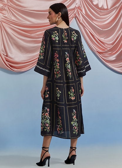 Black Floral Printed A-Line Kurta with 3/4 Sleeves