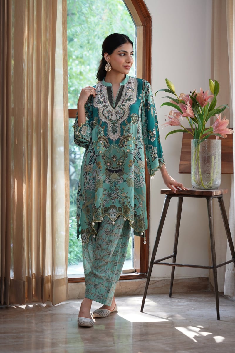 Green Printed Kurta Set with Hand-Embroidered Yoke