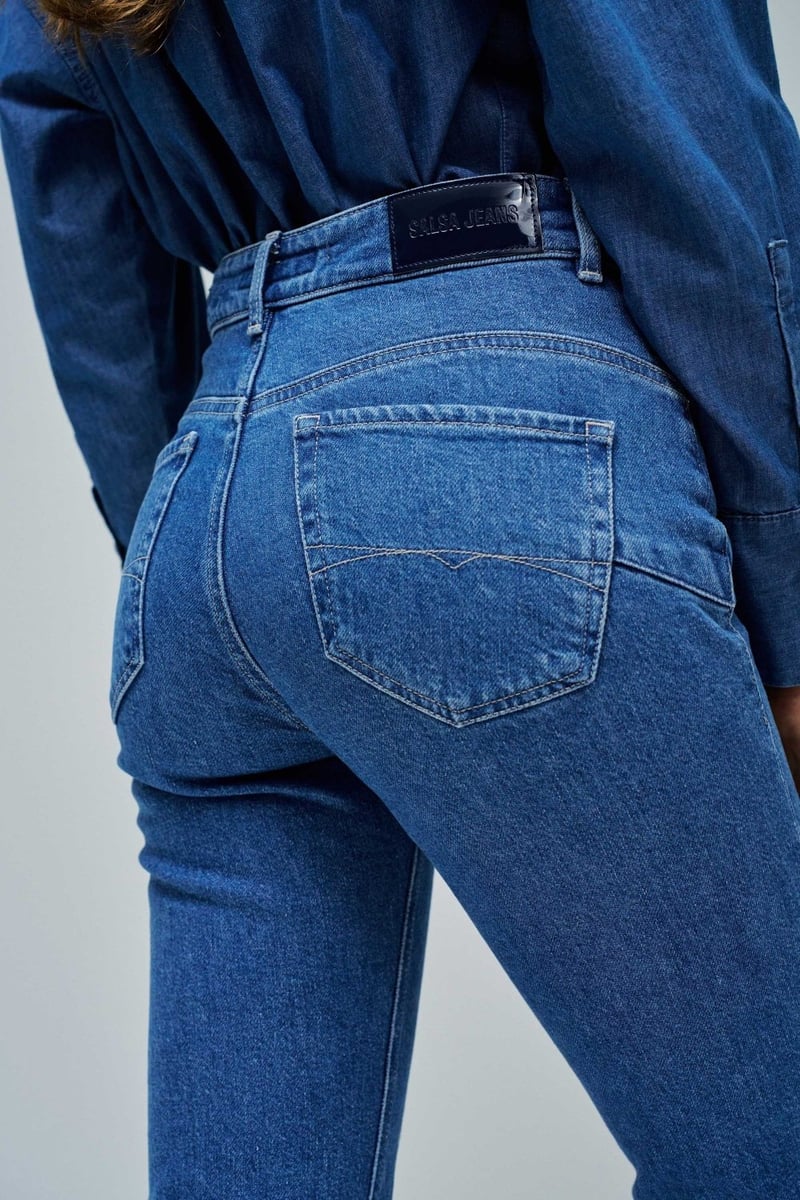 Blue High-Waist Flared Jeans with Zip and Button Closure