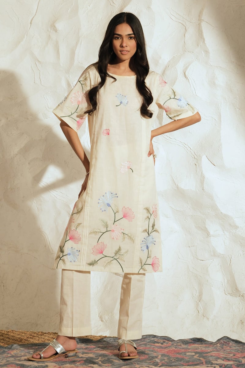Ivory Mul Mul Straight Kurta Set with Floral Embroidery