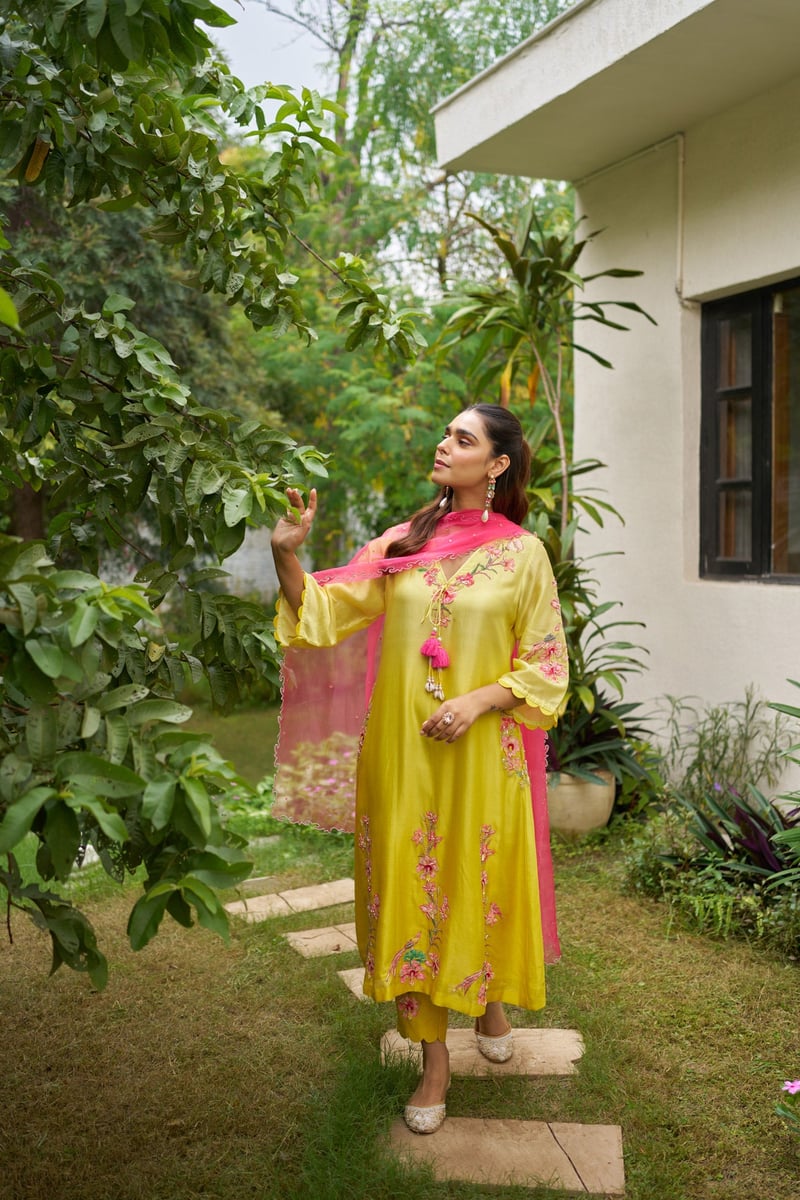 Yellow Ombre Silk Chanderi Applique Kurta Set