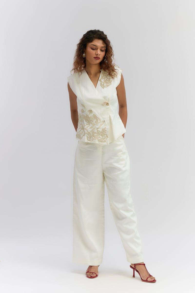 Pearl Twill Floral Applique Waist Coat, Pant