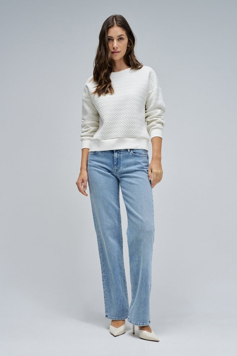 Pearl Jacquard Crewneck Sweatshirt with Subtle Shimmer