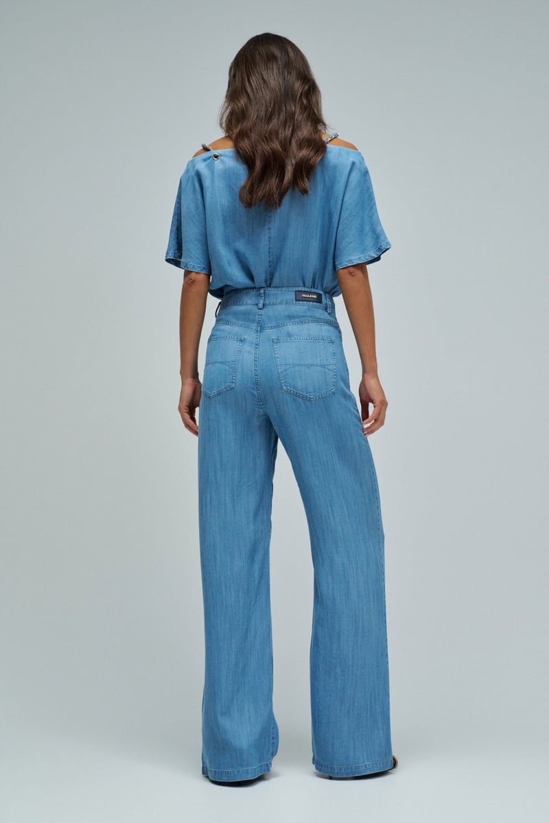 Light Wash High-Rise Wide-Leg Lyocell Jeans