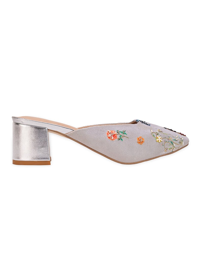 Raahi (Mule Heel)