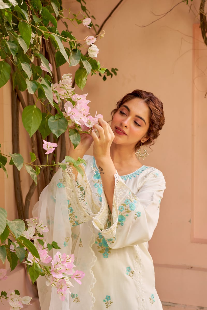 Ivory Chanderi Embroidered Straight Suit Set with Dupatta