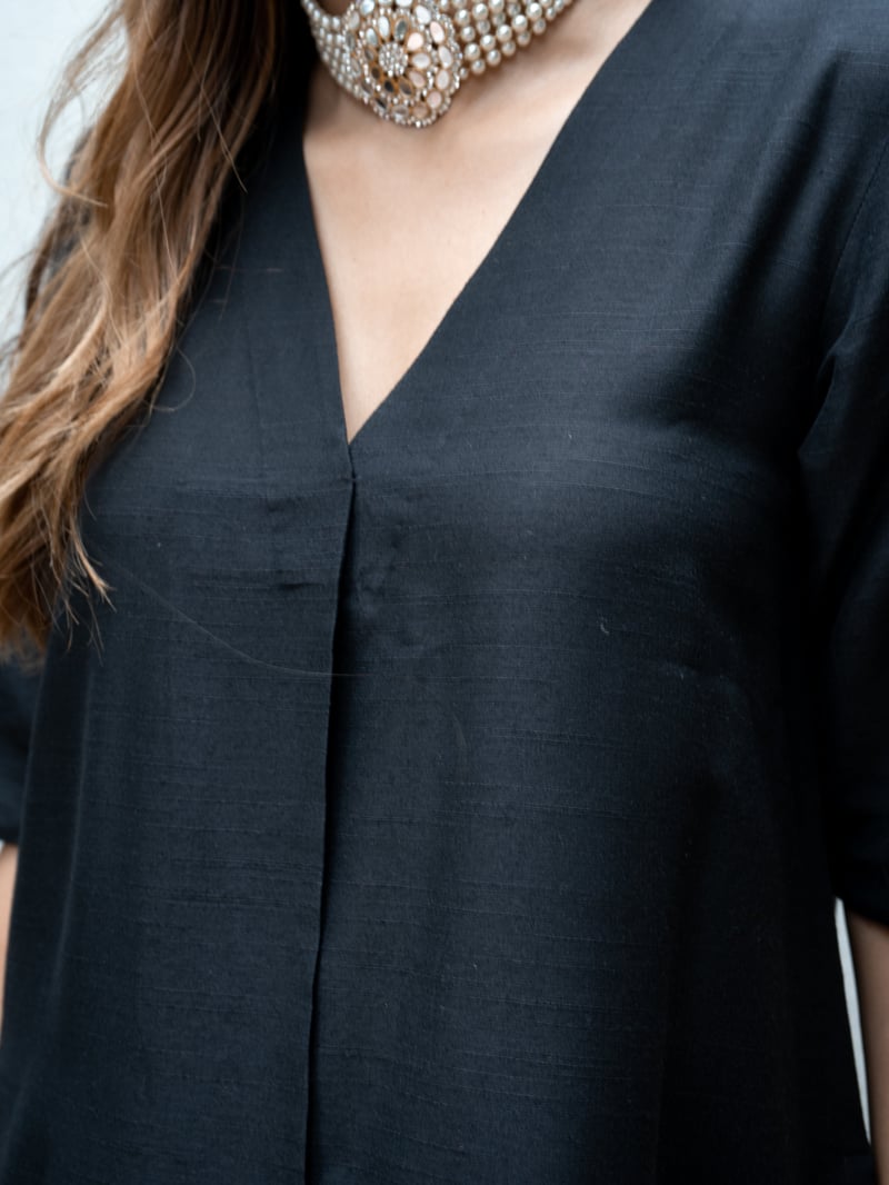 Black Muslin Silk V-Neck Kurta Pant Set