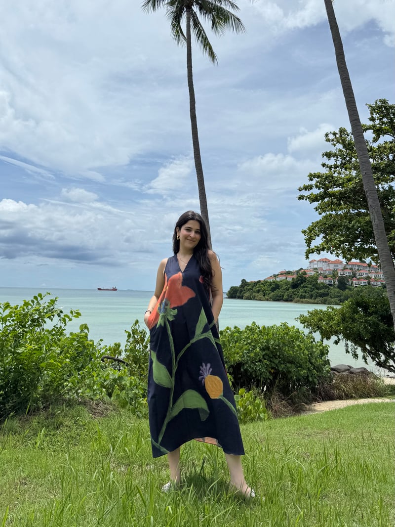 Blue Floral Print Sleeveless V-Neck Midi Dress