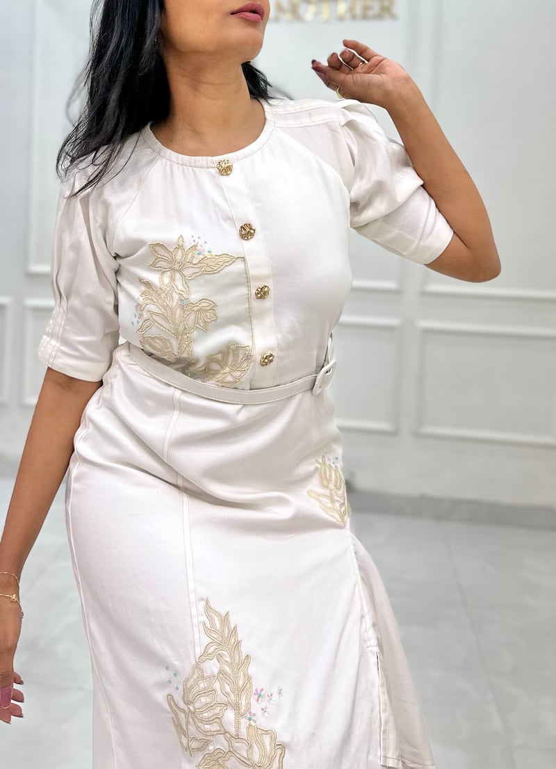 Pearl White Twill Floral Applique Midi Dress