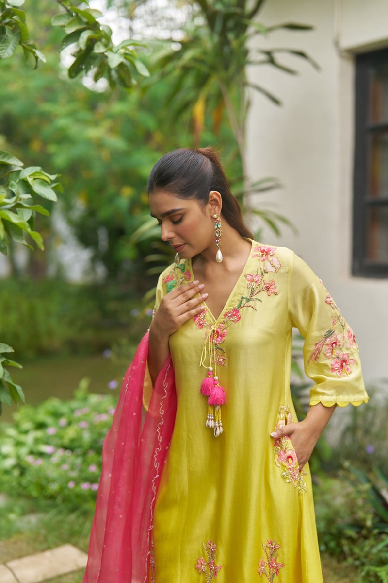 Yellow Ombre Silk Chanderi Applique Kurta Set