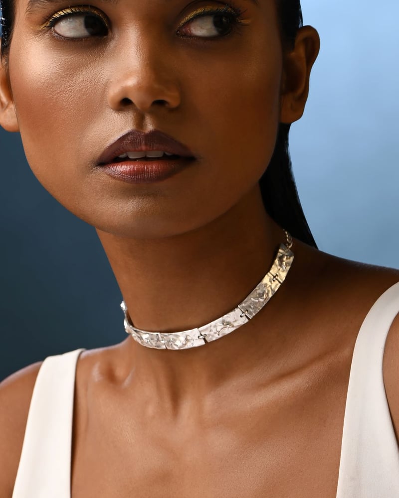 Galadriel Choker (Textured)