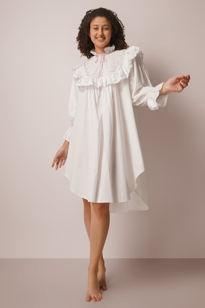 Mary, Short Nightdress