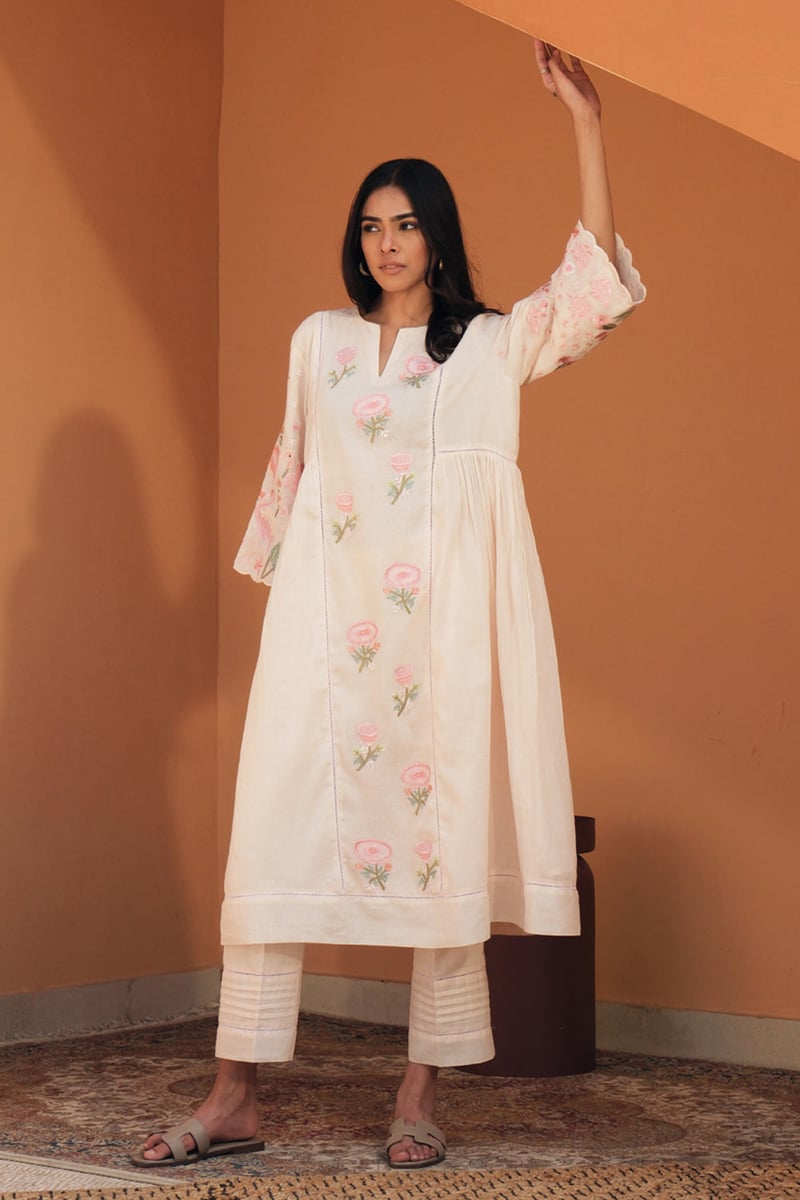 Soft Pink Mul Mul Embroidered Kurta Set with Dupatta