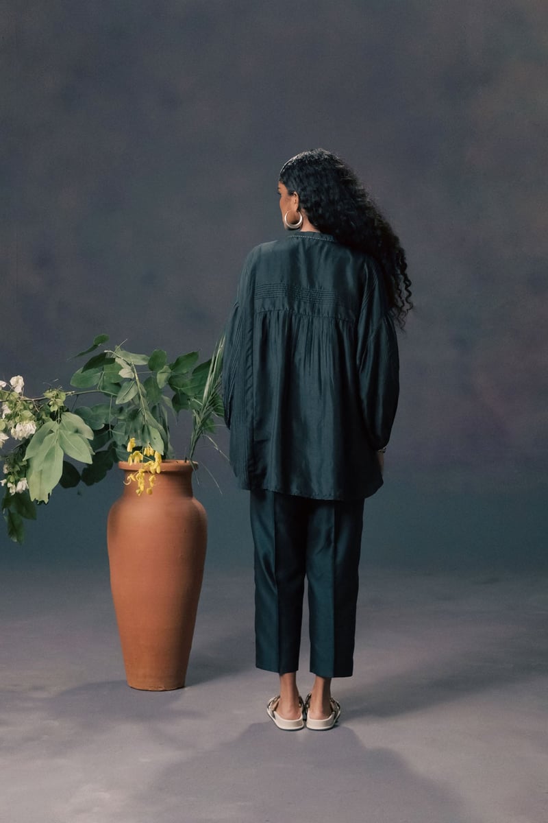 Indigo Shirt & Straight Pants In Slik Chanderi
