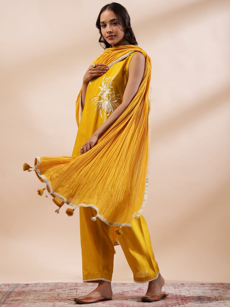 Zaira Kurta Set