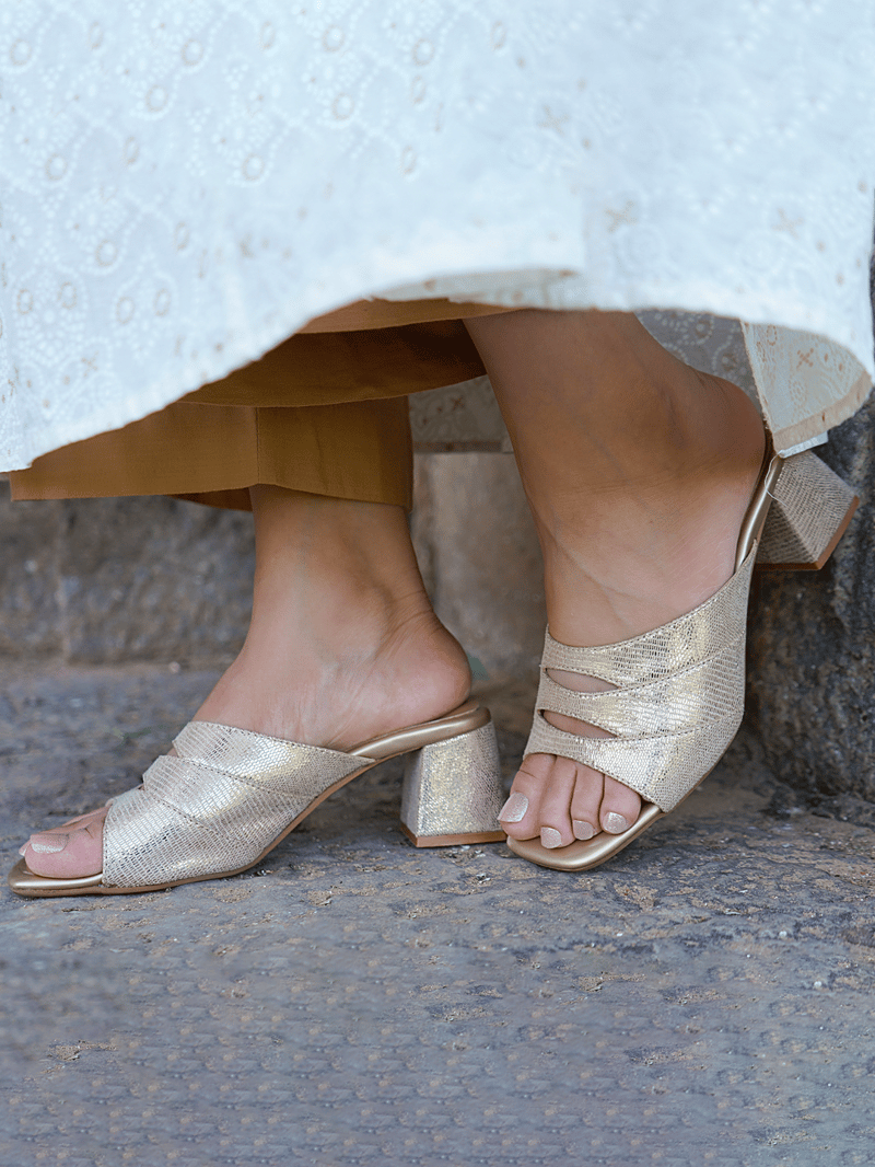 Emma Mules