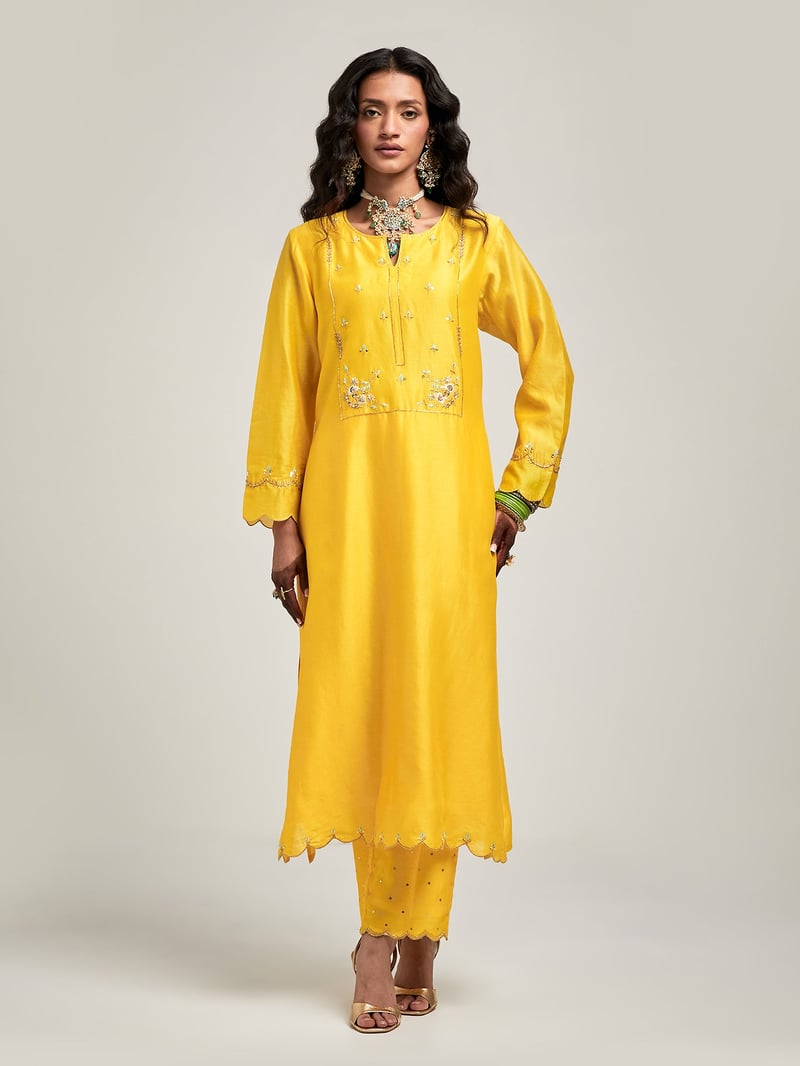Embroidered Yoke Kurta