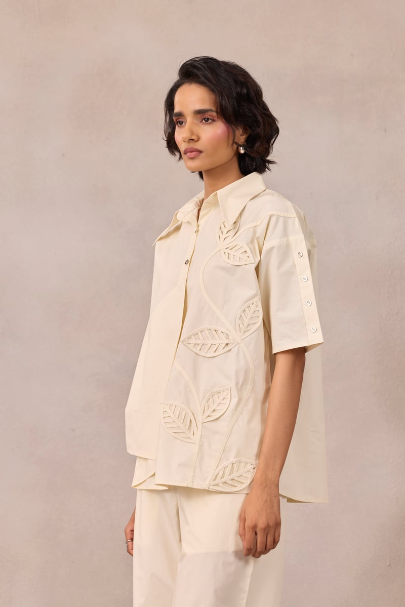 Vanilla Cloud Boxy Cotton Poplin Shirt with Leaf Applique