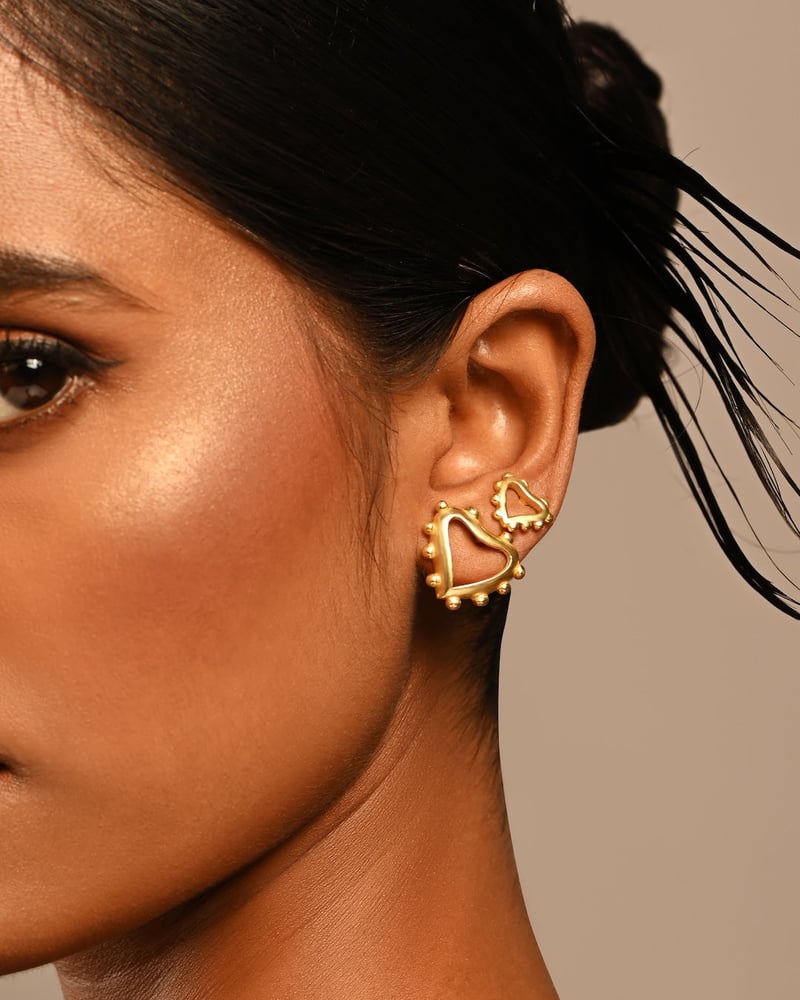Passional Ear Studs (Craved)