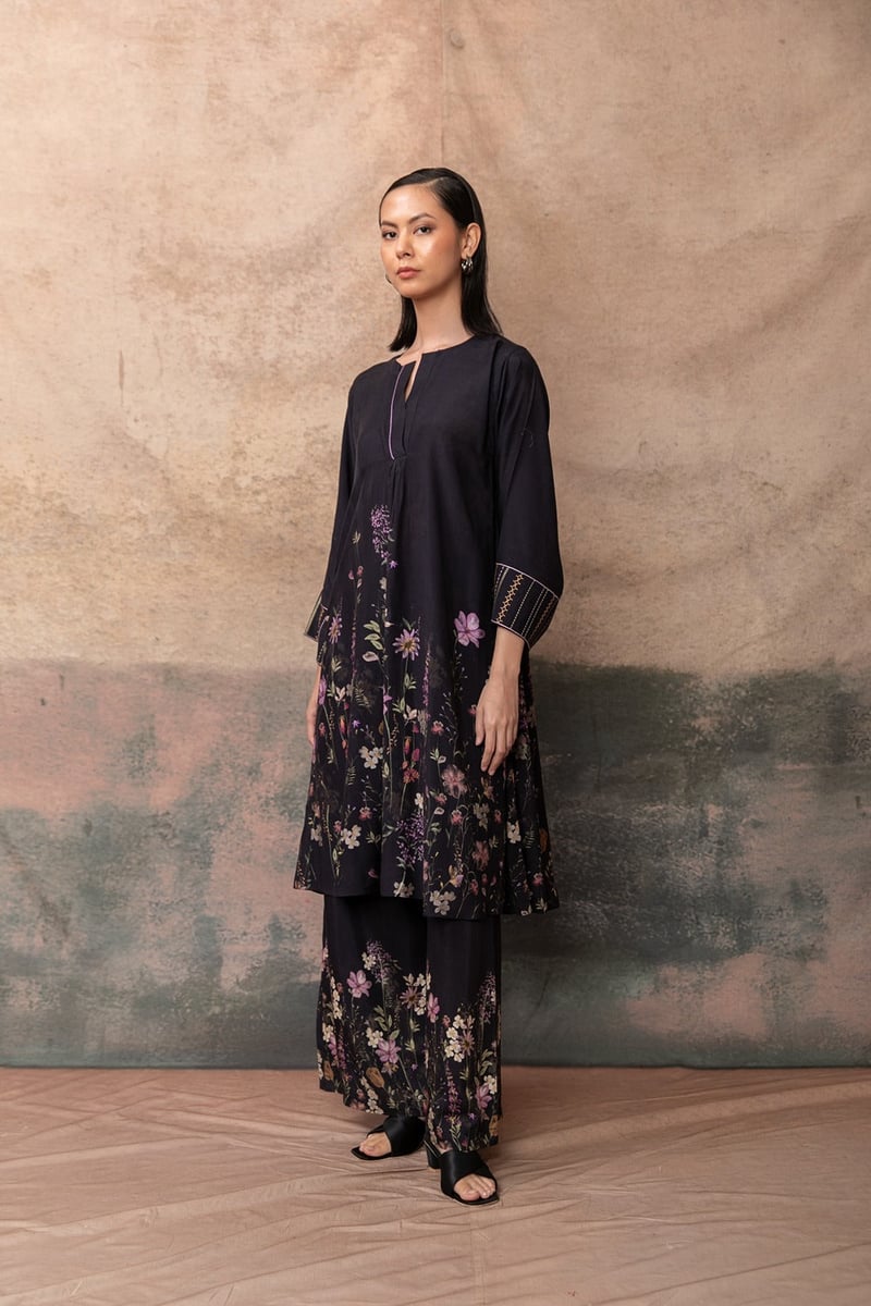 Black Printed Kurta and Wide-Leg Pants Co-ord Set