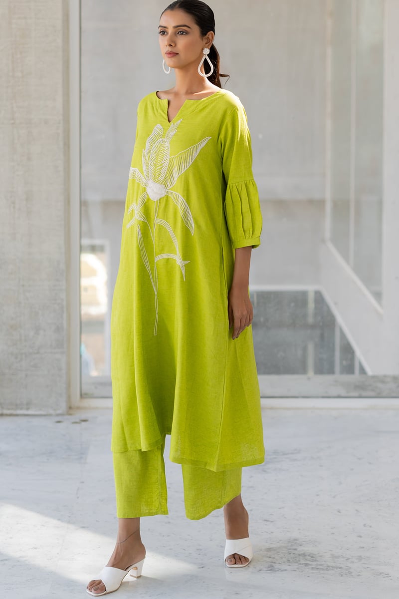 Green A-Line Kurta with White Floral Embroidery — Silai studio