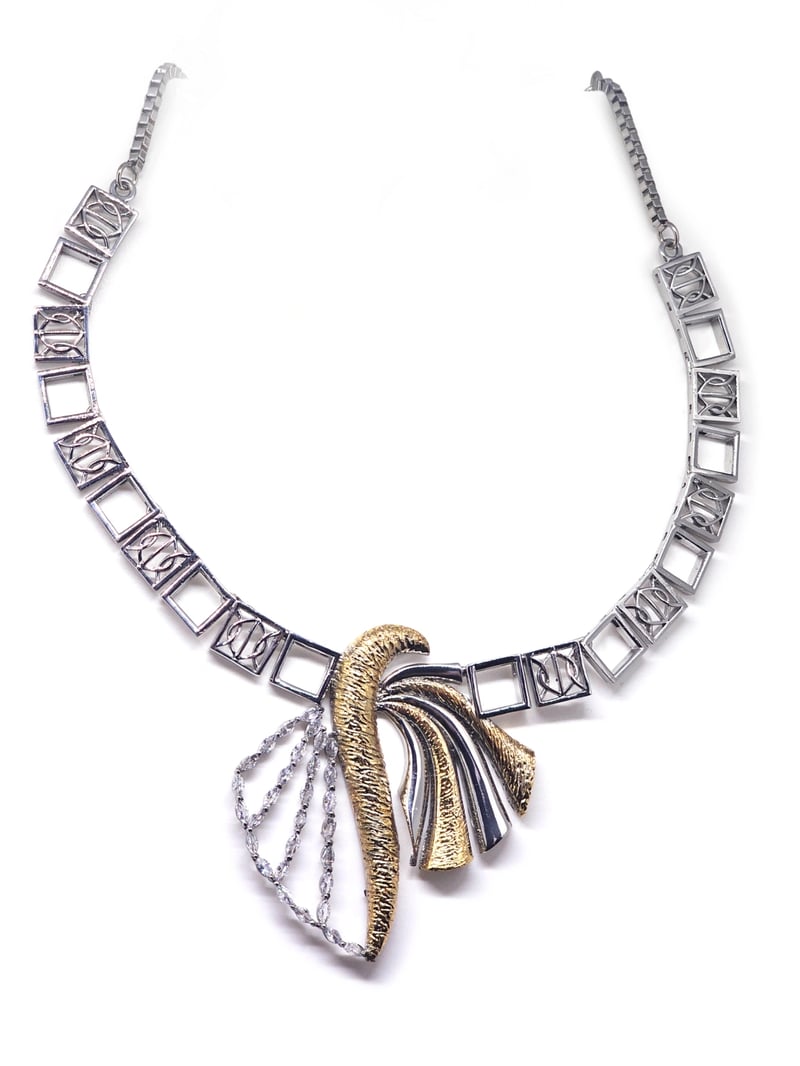 Knife Edge Neckpiece