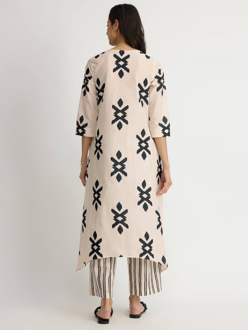Cotton Ikat Geometric Print Kurta Set