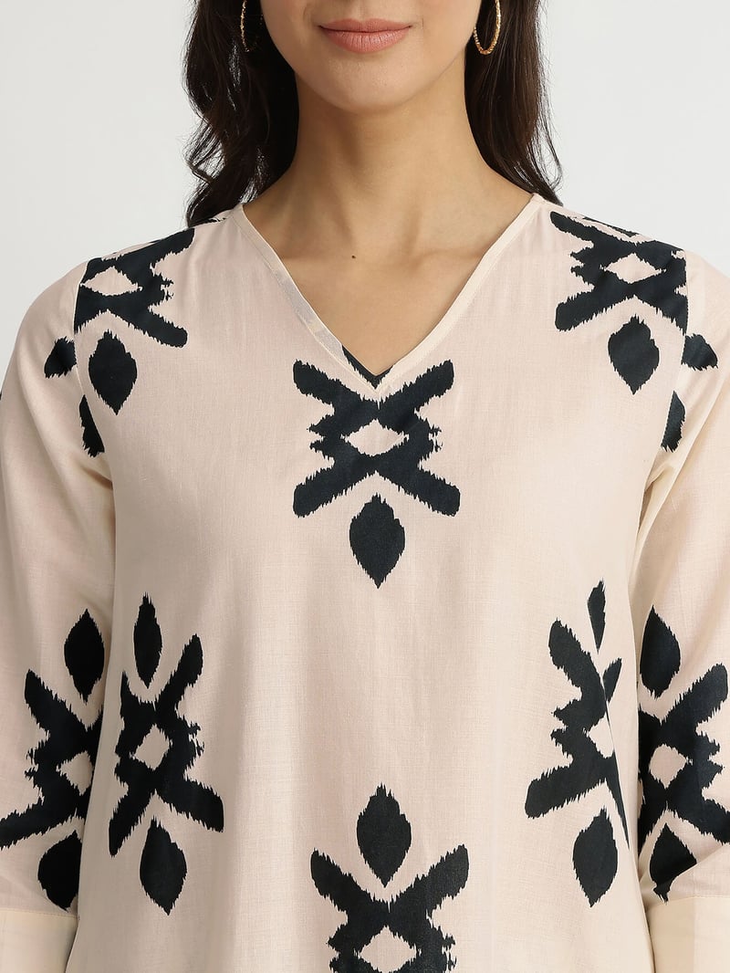 Cotton Ikat Geometric Print Kurta Set
