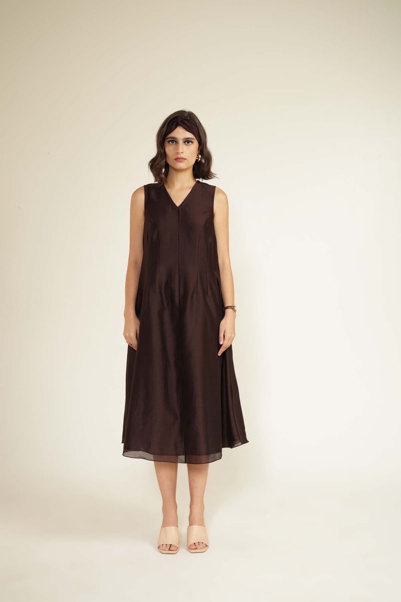 Grape V-Neck Sleeveless Midi Dress Set with Embroidered Jacket