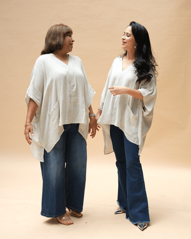 Natural Flowy V-Neck Free Size Poncho Top with Pockets