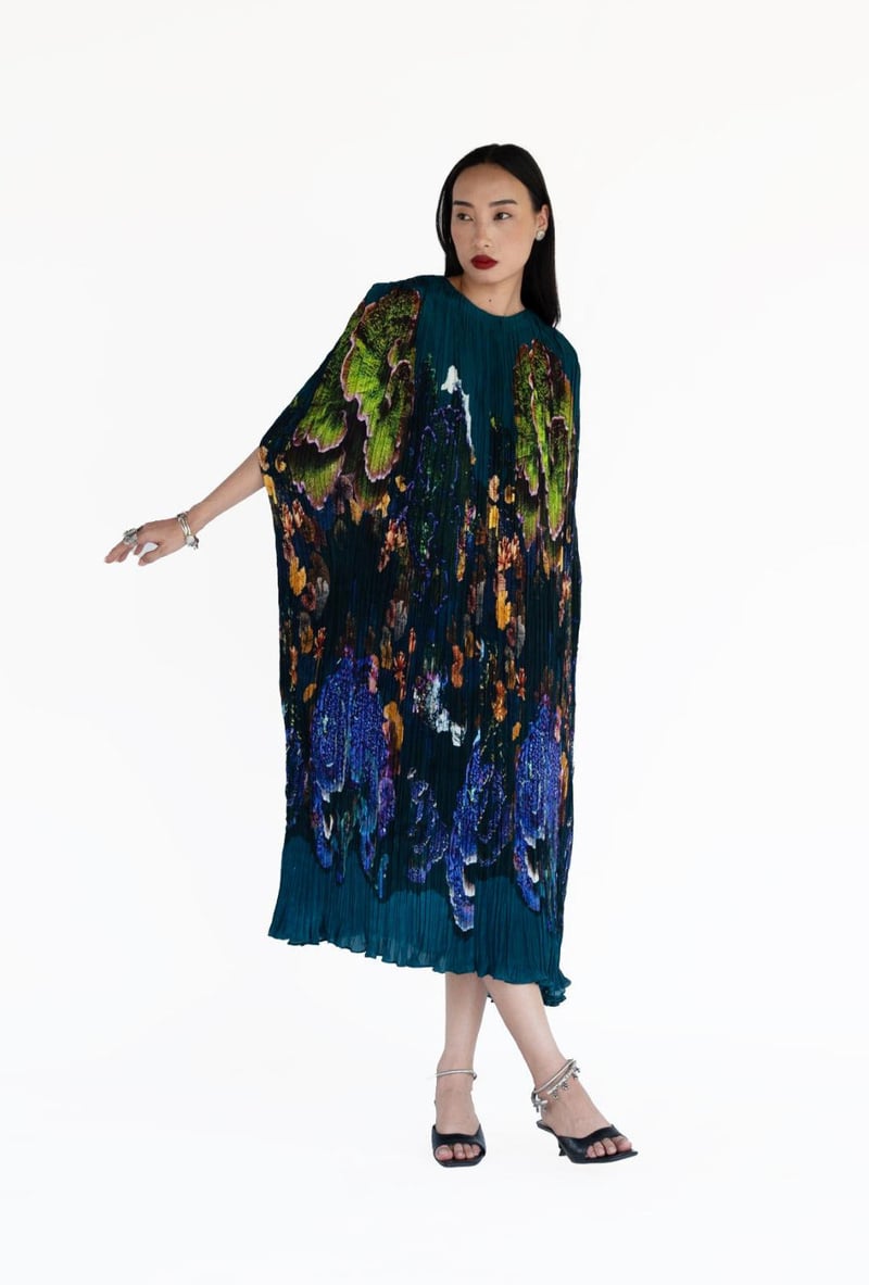 Bloom Kaftan — AMKA