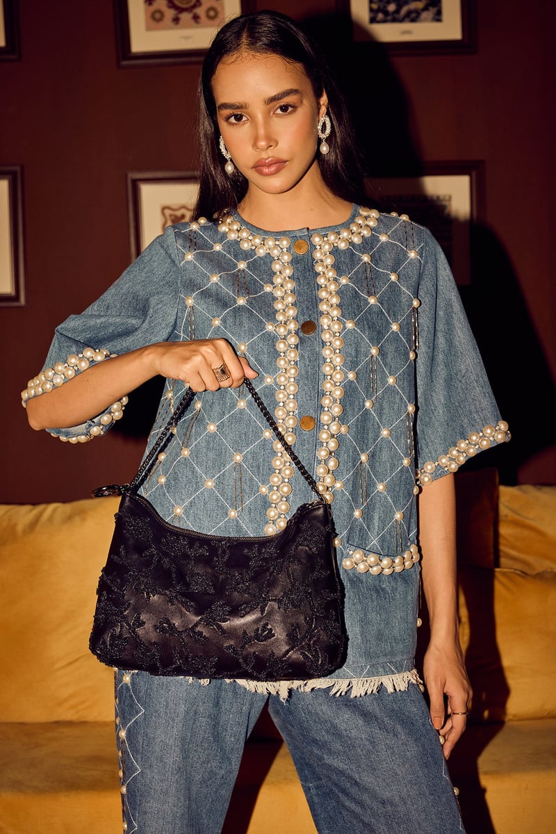 Oasis Handheld Bag