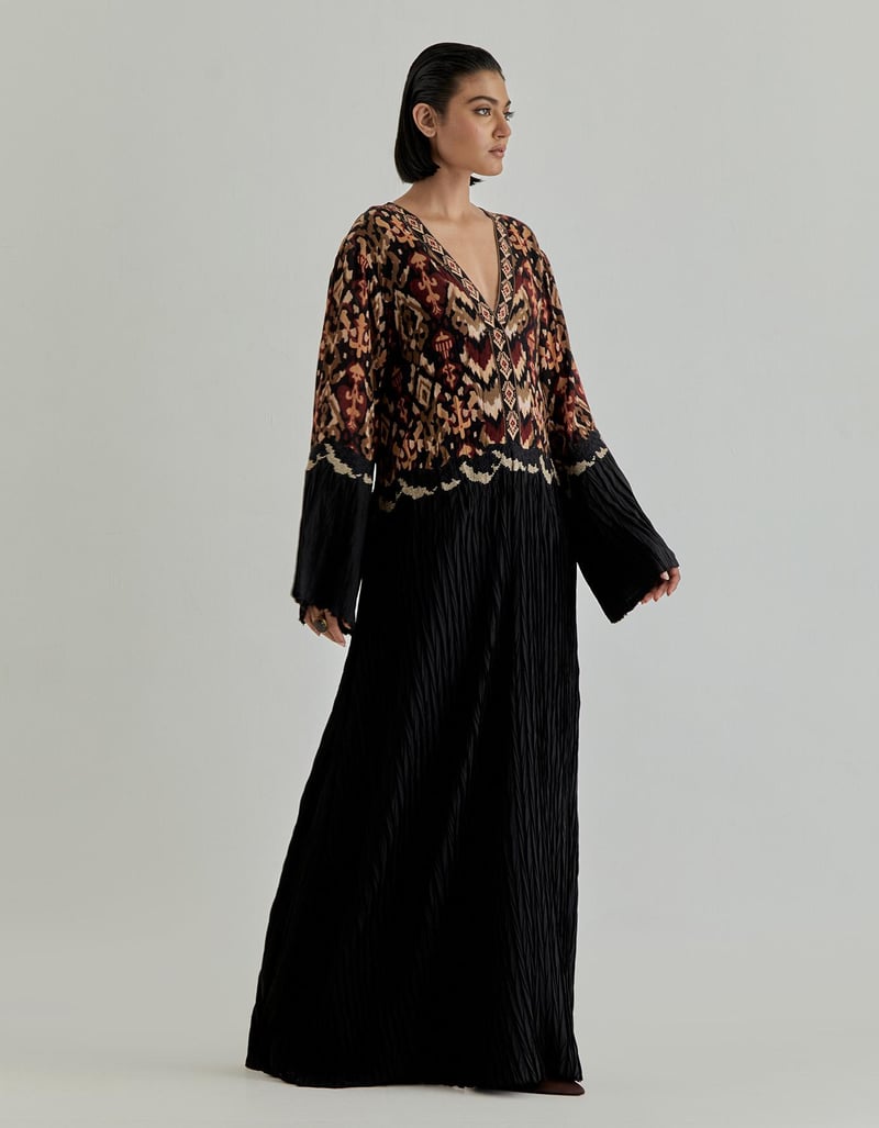 Black Jaspe Long Kaftan In Crinkle & Crepe Fabric