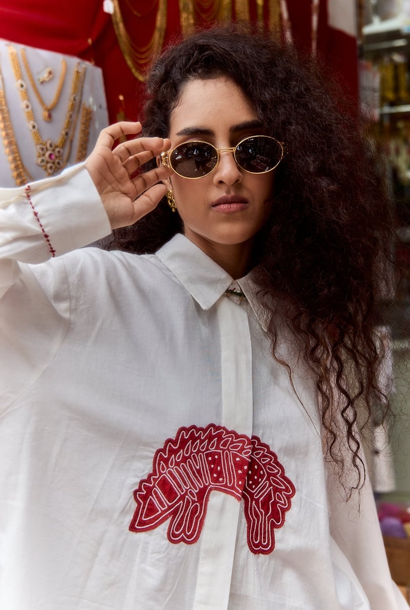 Off-White Longline Button-Down Shirt with Red Motif