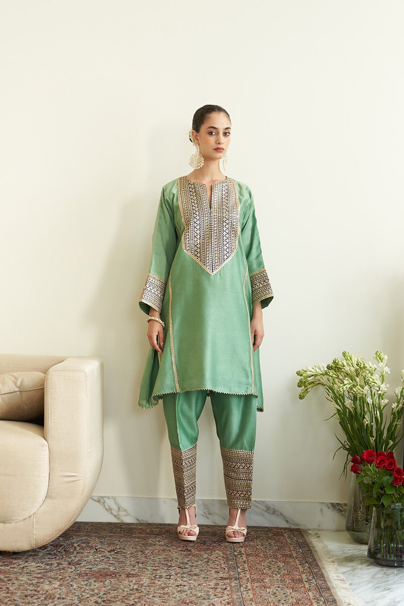 Green Silk Chanderi Kurta Set with Navy Dupatta