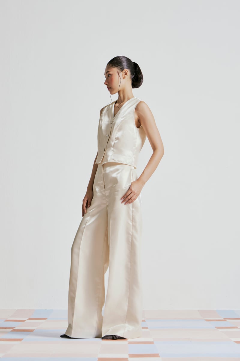 Off-White Waistcoat Top and Wide-Leg Pants Co-ord Set