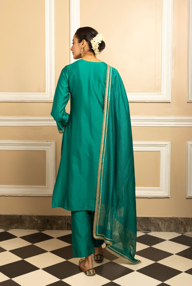 Sanya Silk Chanderi Handcrafted Kurta Set
