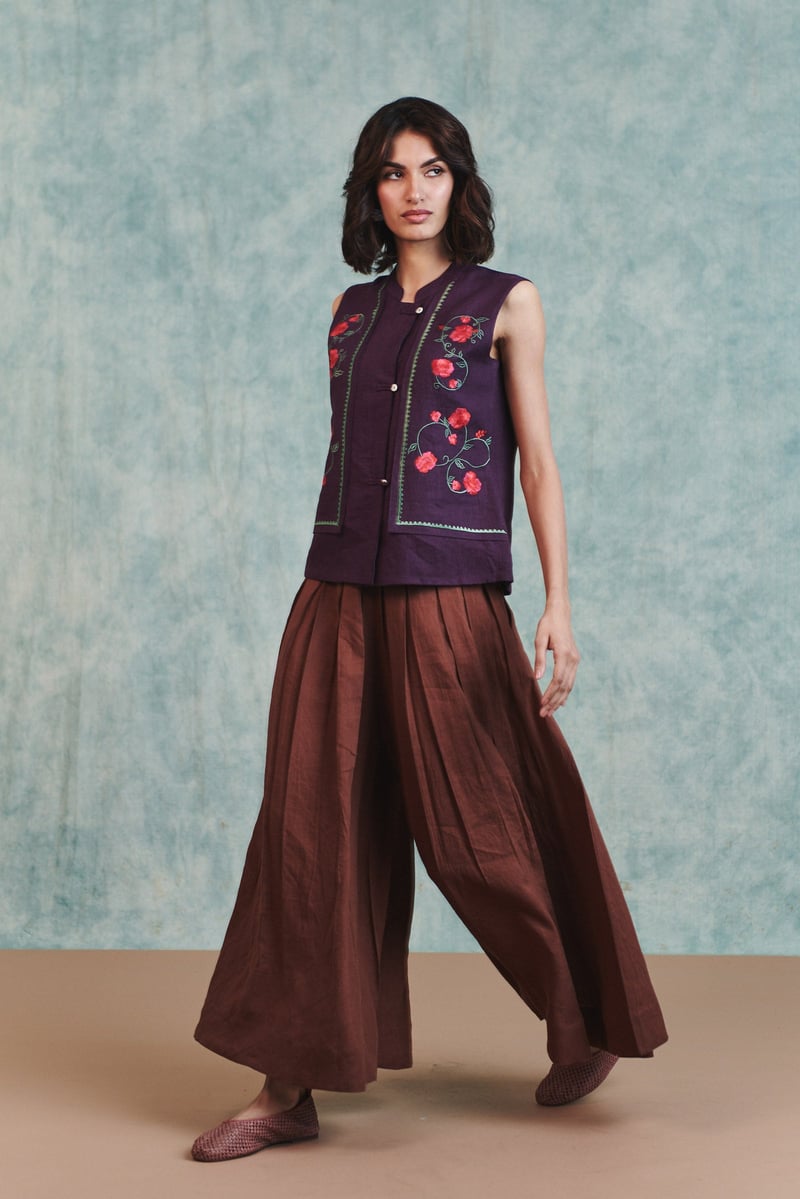 Linen Multi-Pleated Pants